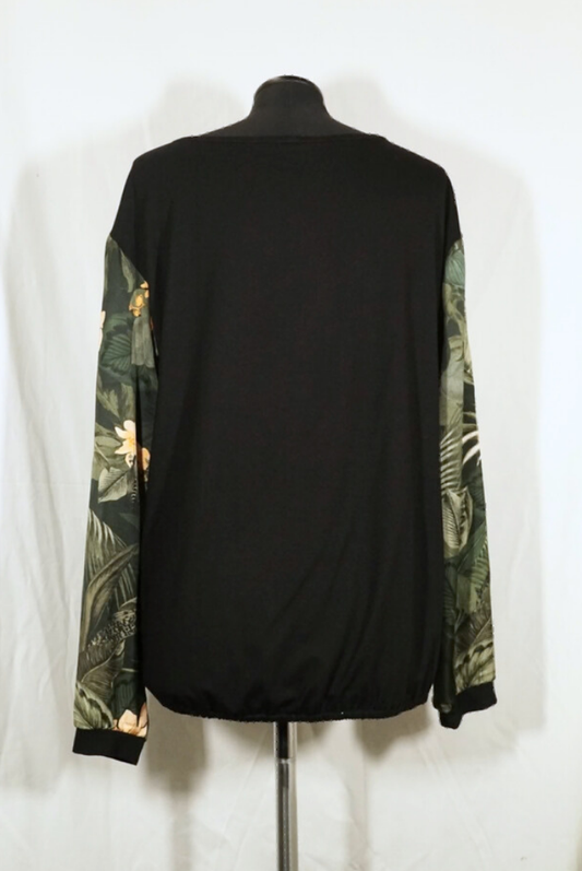 2. Hand Oberteil mit Blumen Muster XL