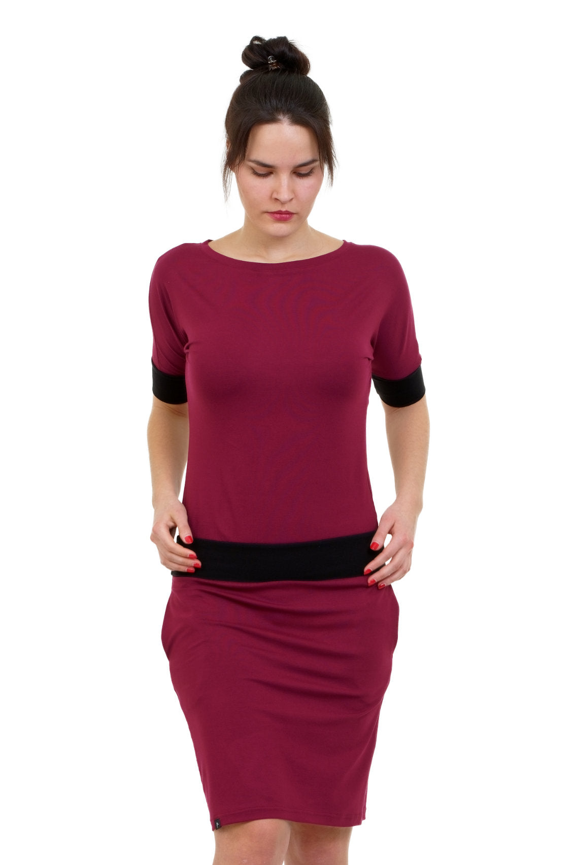 Fledermaus Kleid bordeaux schwarz WASCHMUSTER