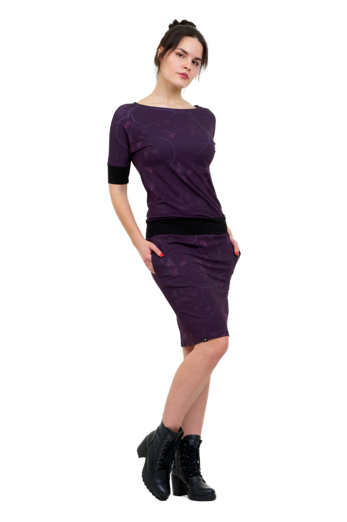 Fledermaus Kleid Blattwerk violett