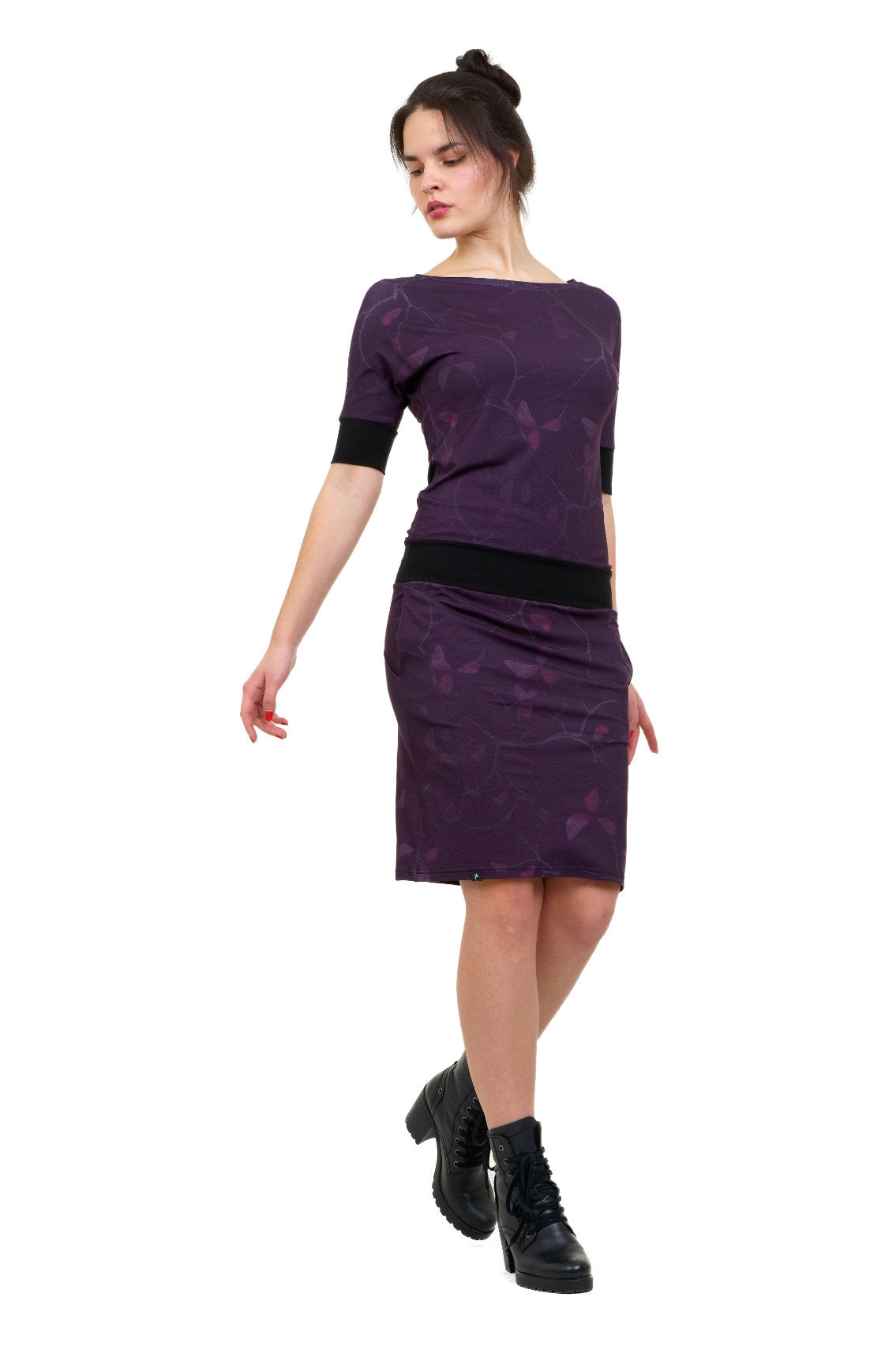 Fledermaus Kleid Blattwerk violett