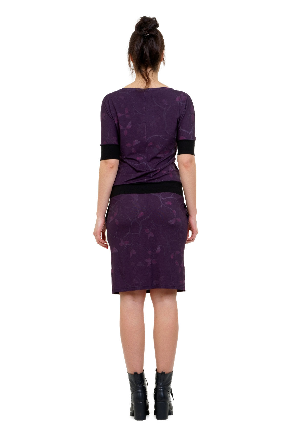 Fledermaus Kleid Blattwerk violett