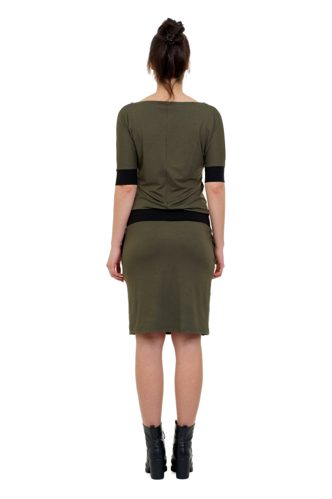 Fledermaus Kleid oliv schwarz