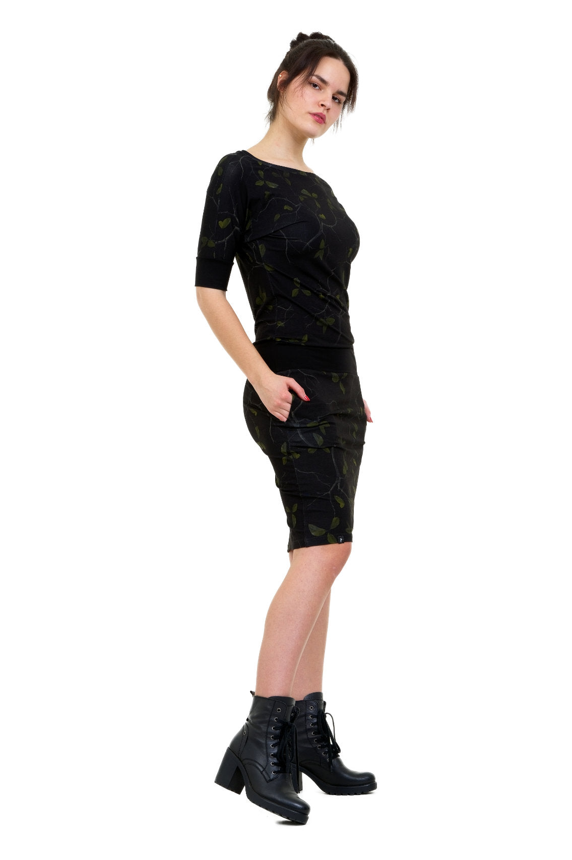 Fledermaus Kleid Blattwerk schwarz -