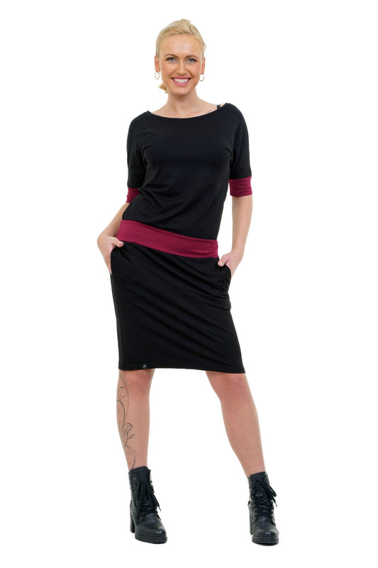 Fledermaus Kleid schwarz bordeaux