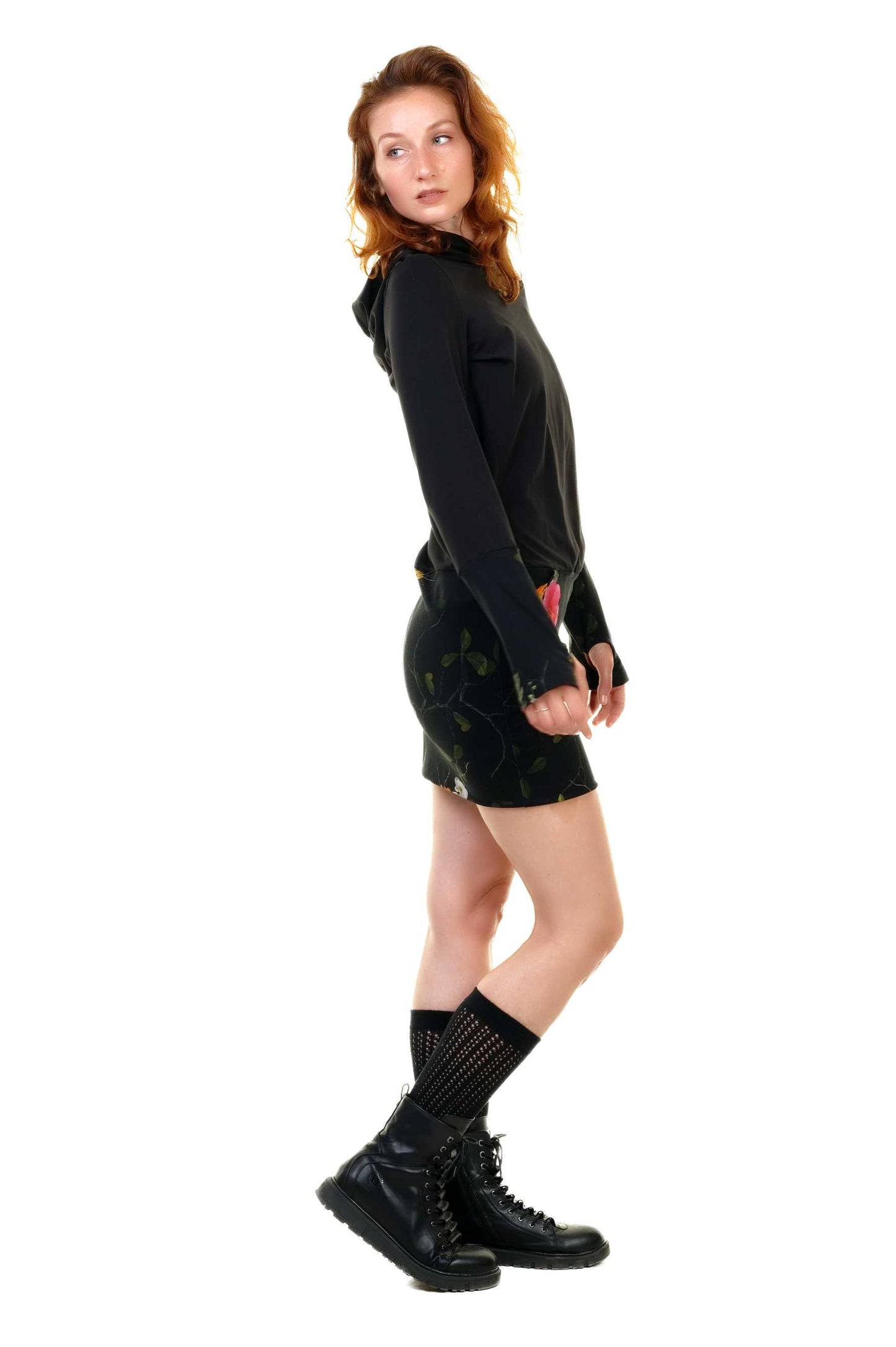 SALE Größe XS Hoodiekeid Winterzauber schwarz sun flowers