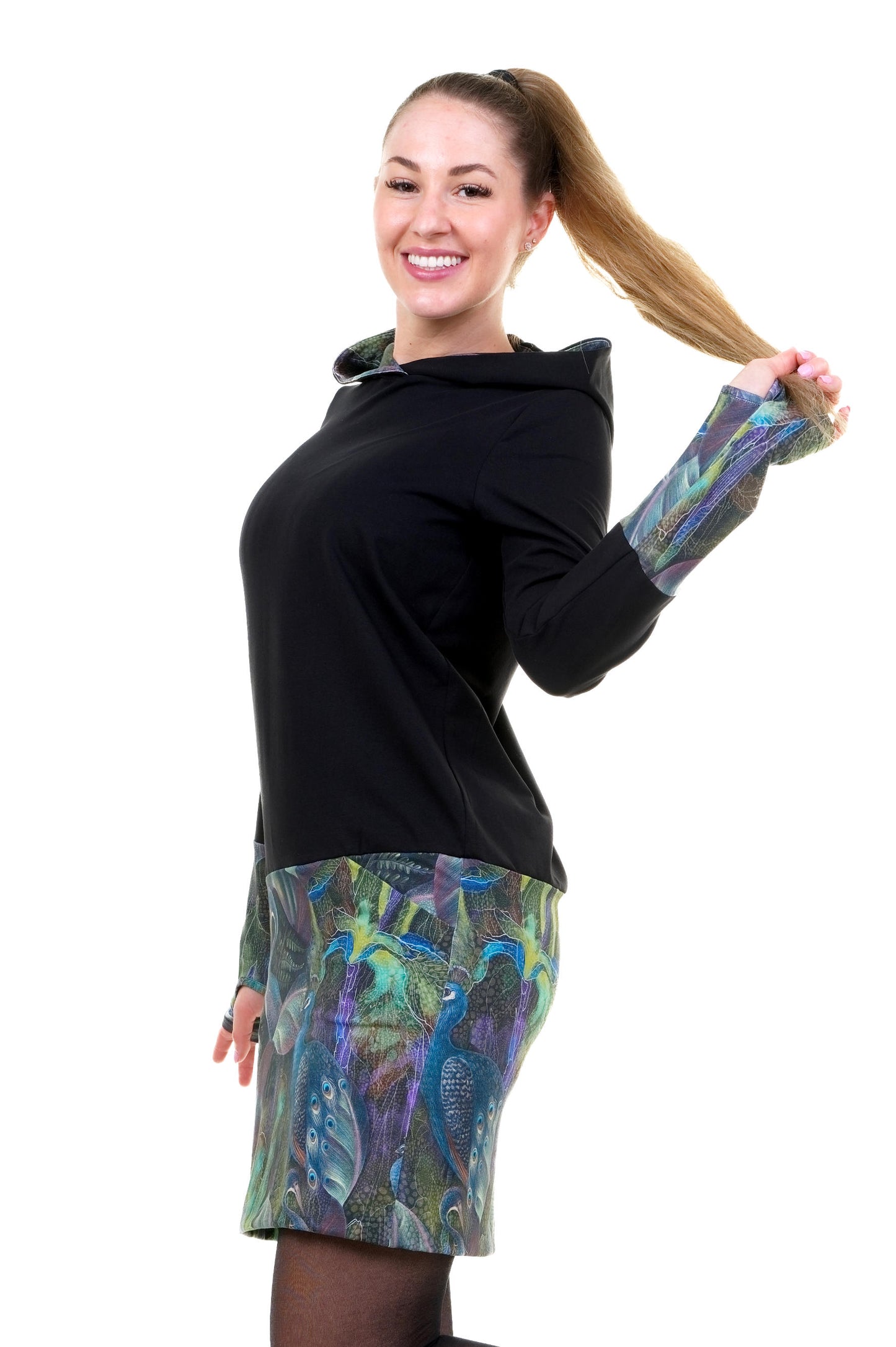 Hoodiekeid winter magic black mystic pfau
