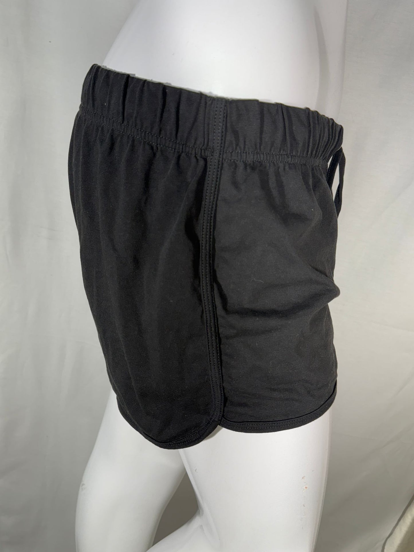 Schwarze Shorts Größe: XL