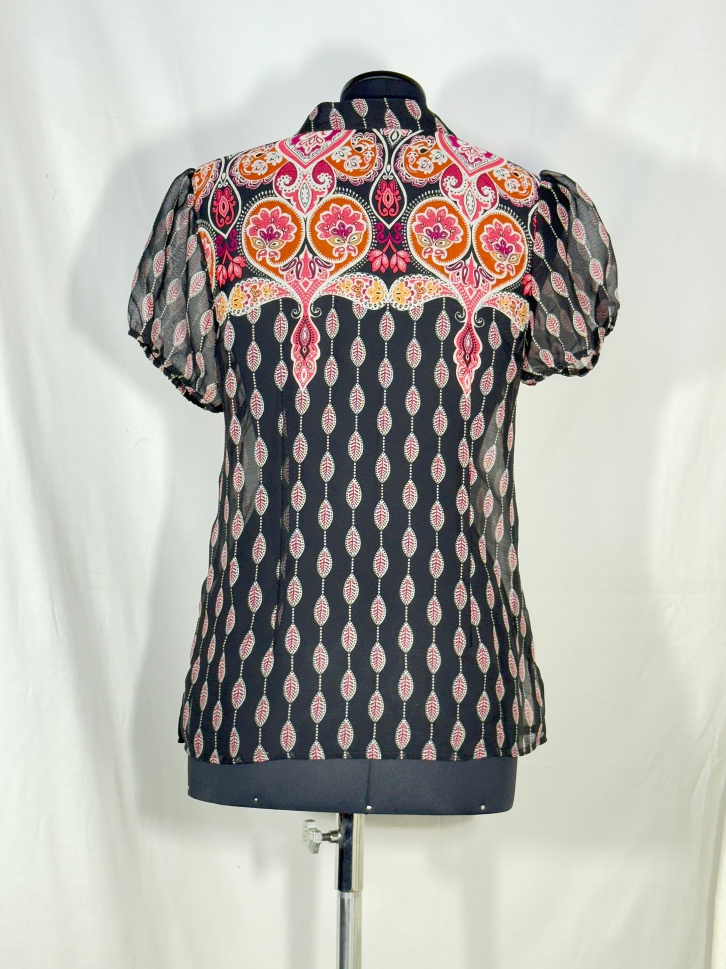 2. Hand Größe M Bluse