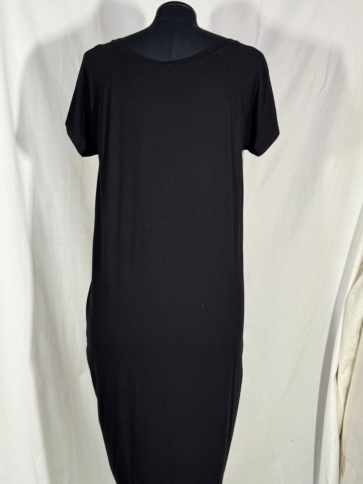 2. Hand Größe M T-shirt Kleid