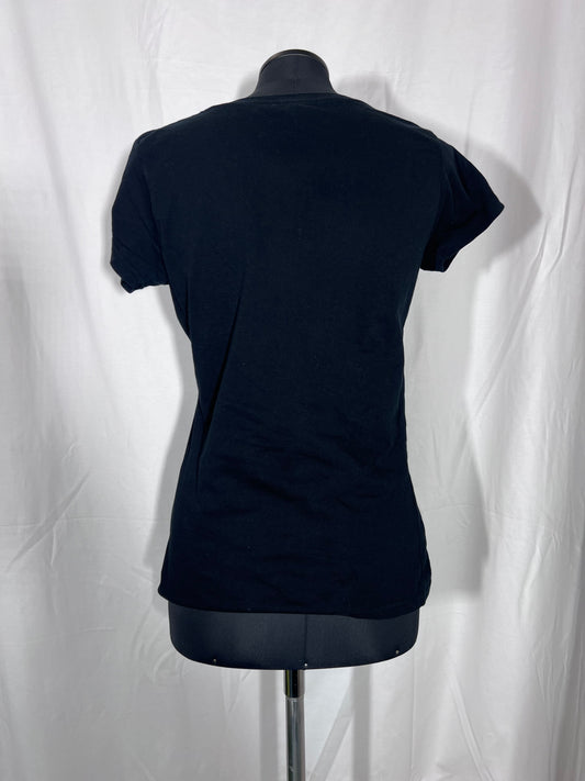 2. Hand Größe M schwarzes Shirt