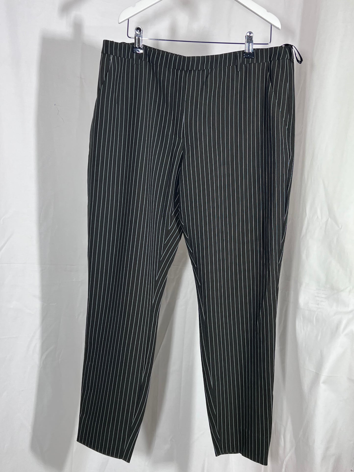Leggings taille M d'occasion avec imprimé écureuil