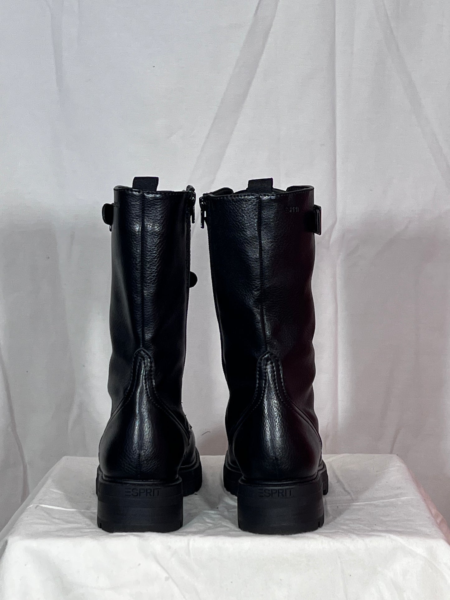 2. Hand Größe 42 Esprit Schnürstiefel in schwarz
