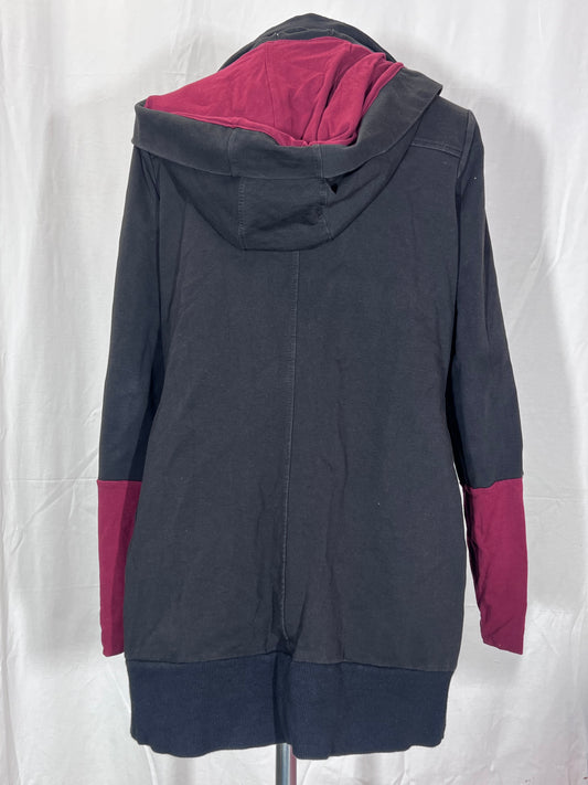 2. Hand Größe S schwarze Jacke