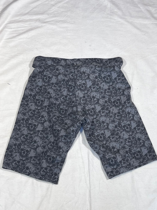 2. Hand Größe M blau Raderhose grau mit Totenköpfe