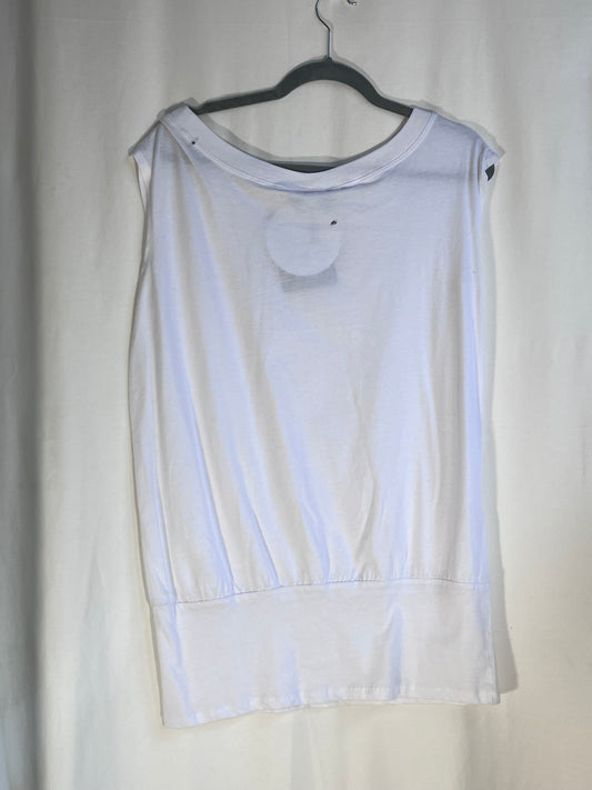 2. Hand Größe M weißes Tank Top