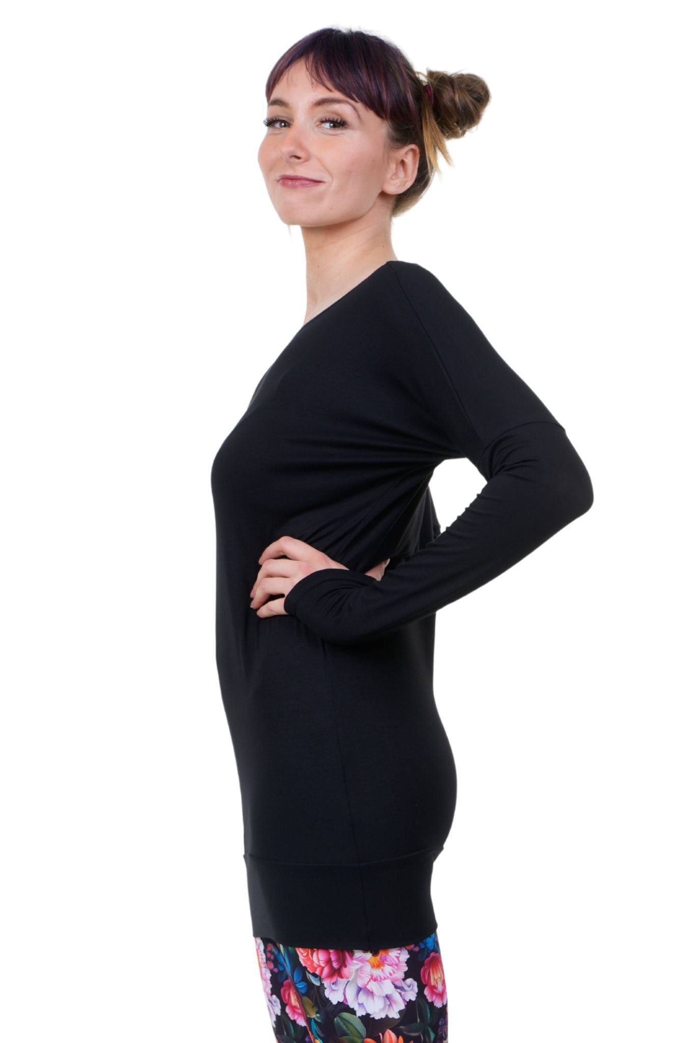 Robe longue ornement forêt grise au dos