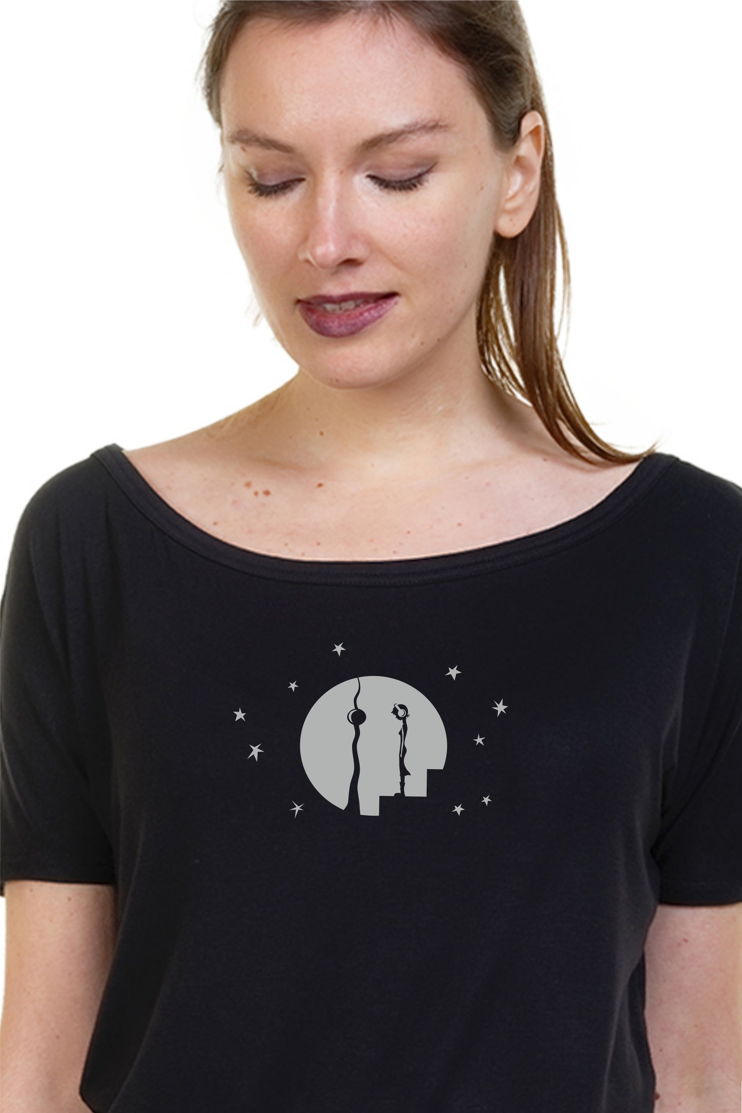 Robe courte de couleur foncée