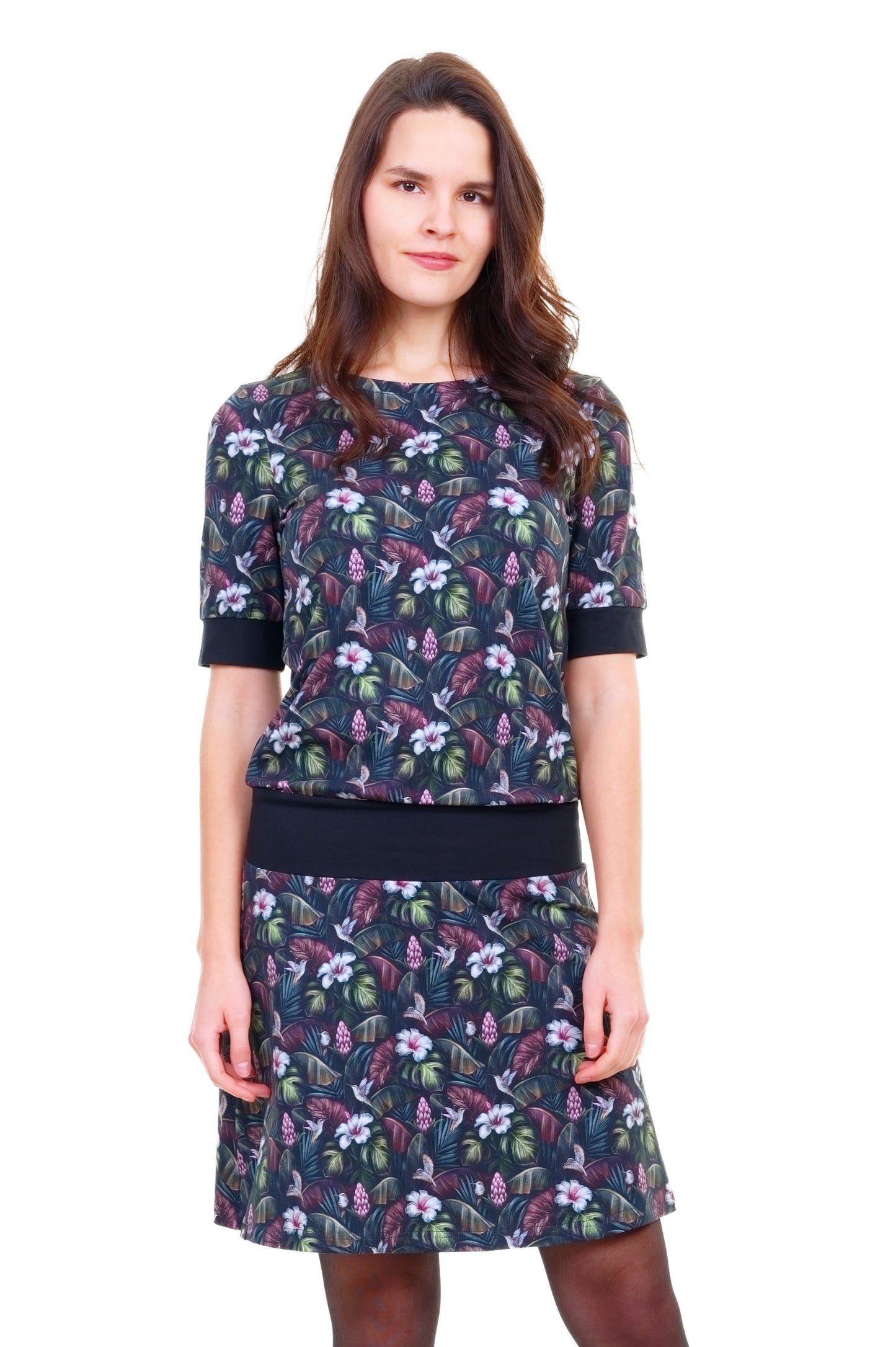 SALE Größe S Tinka Kleid kurzarm Hibiskus
