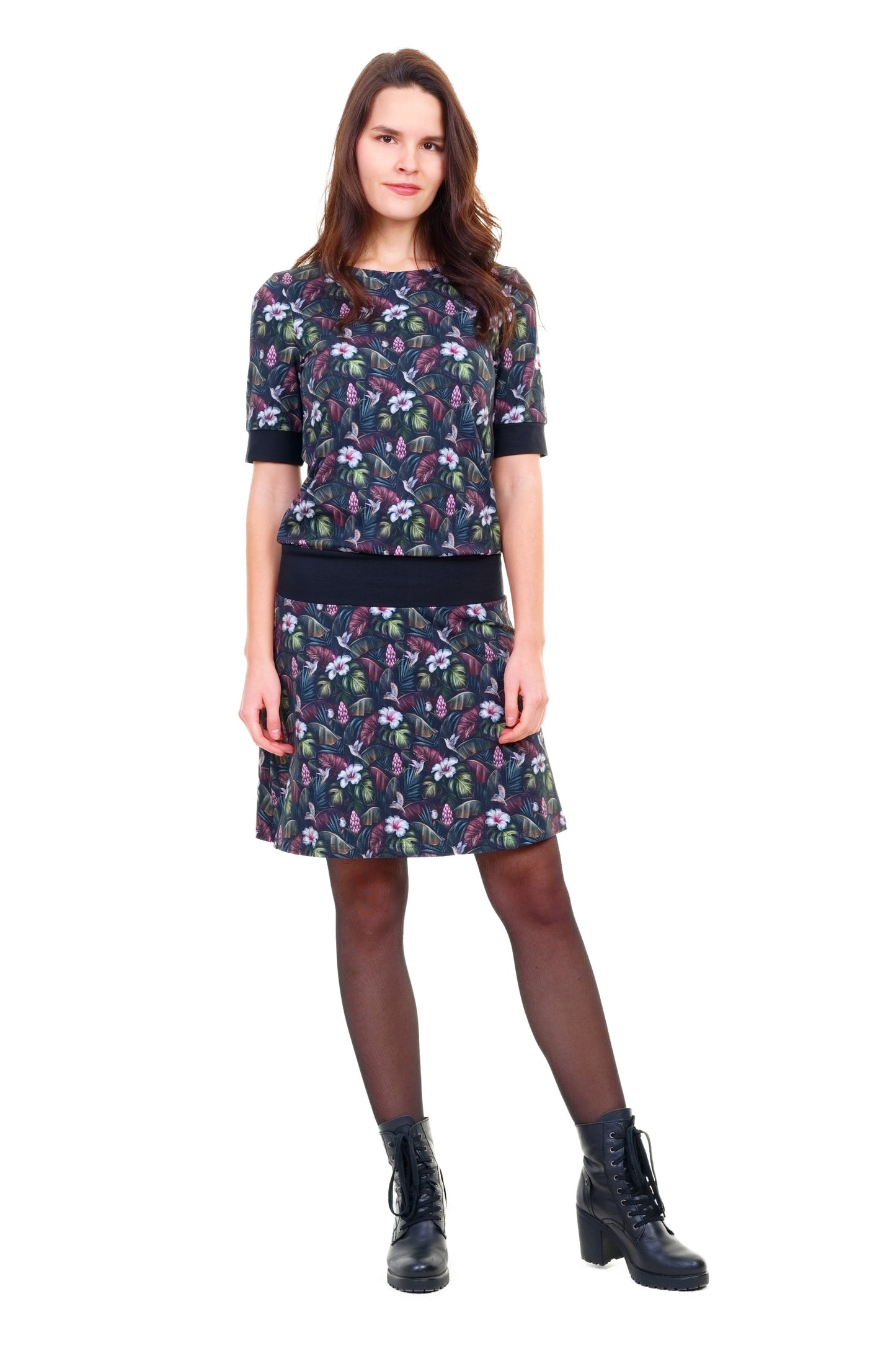 SALE Größe S Tinka Kleid kurzarm Hibiskus