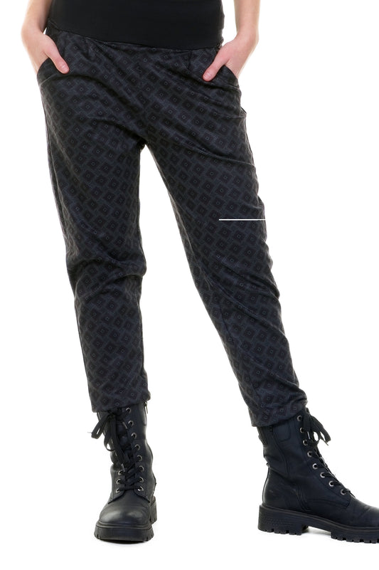 Yoga Star Casino Girl