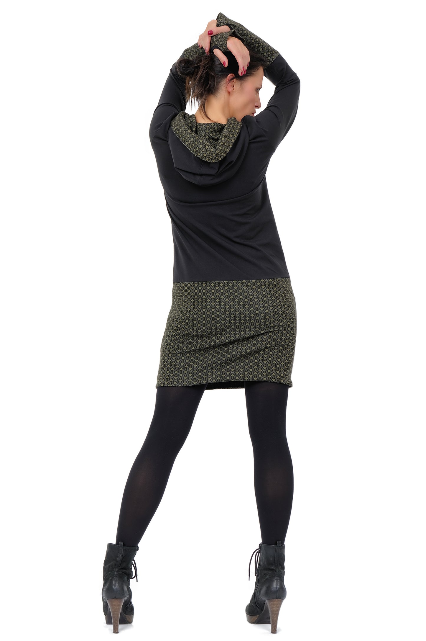 Hoodiekeid Winterzauber schwarz grün Retro