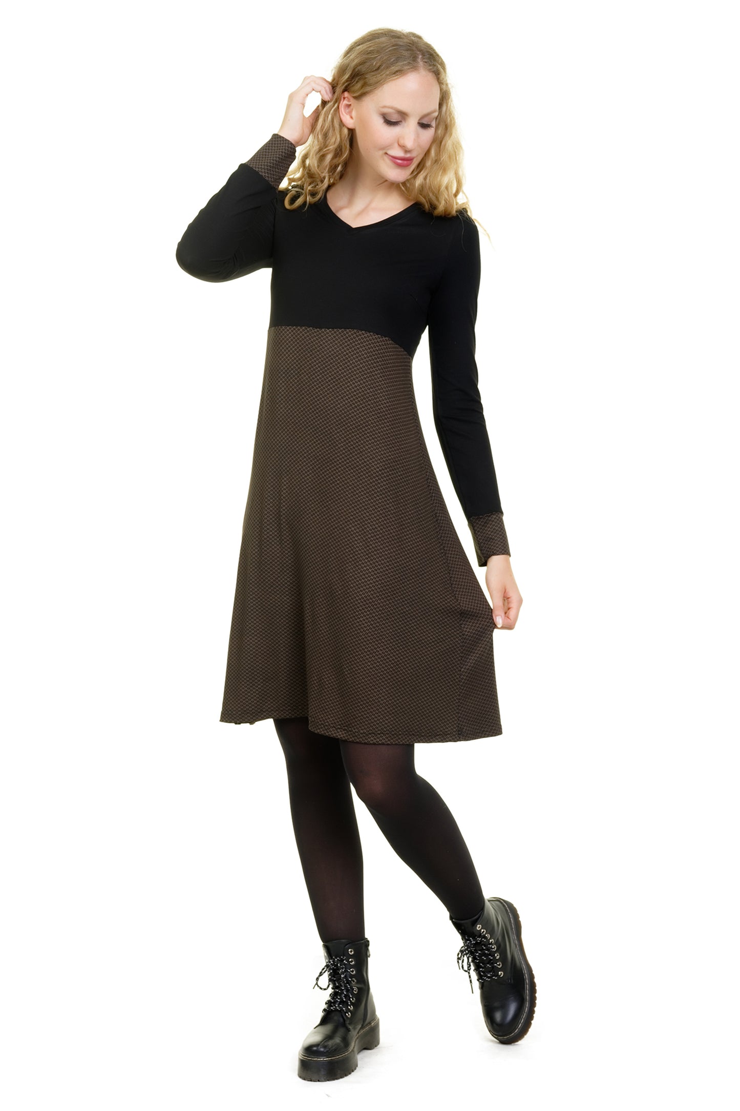 Lilly Lang Kleid schwarz Kastanie-