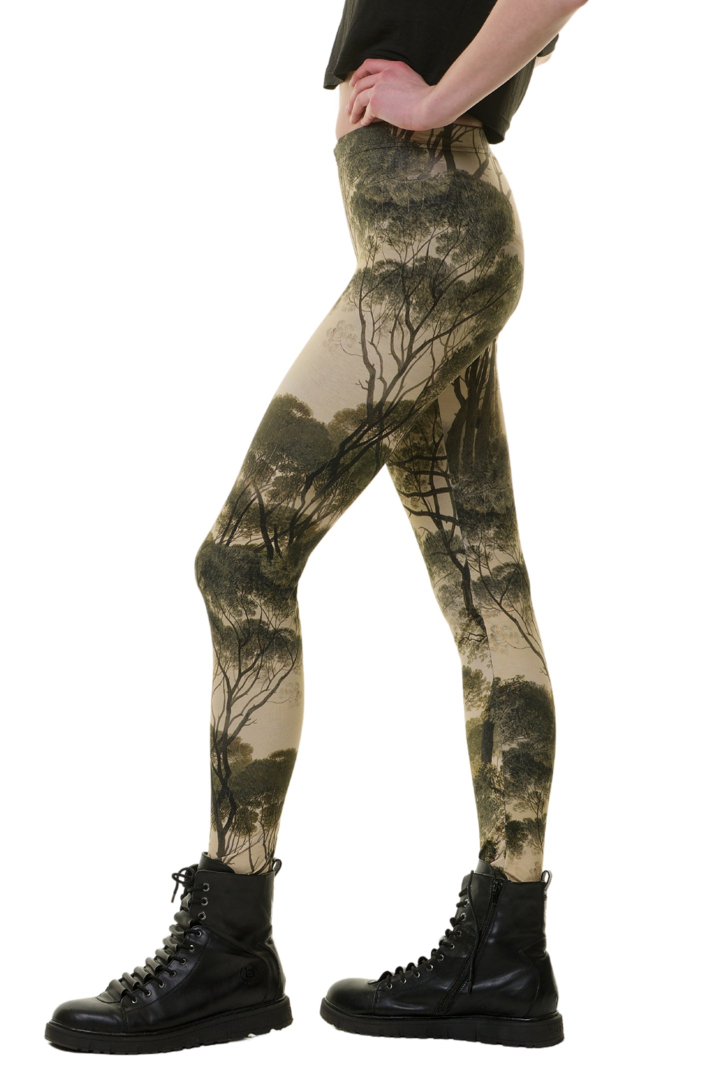 Leggings taille M d'occasion avec imprimé écureuil