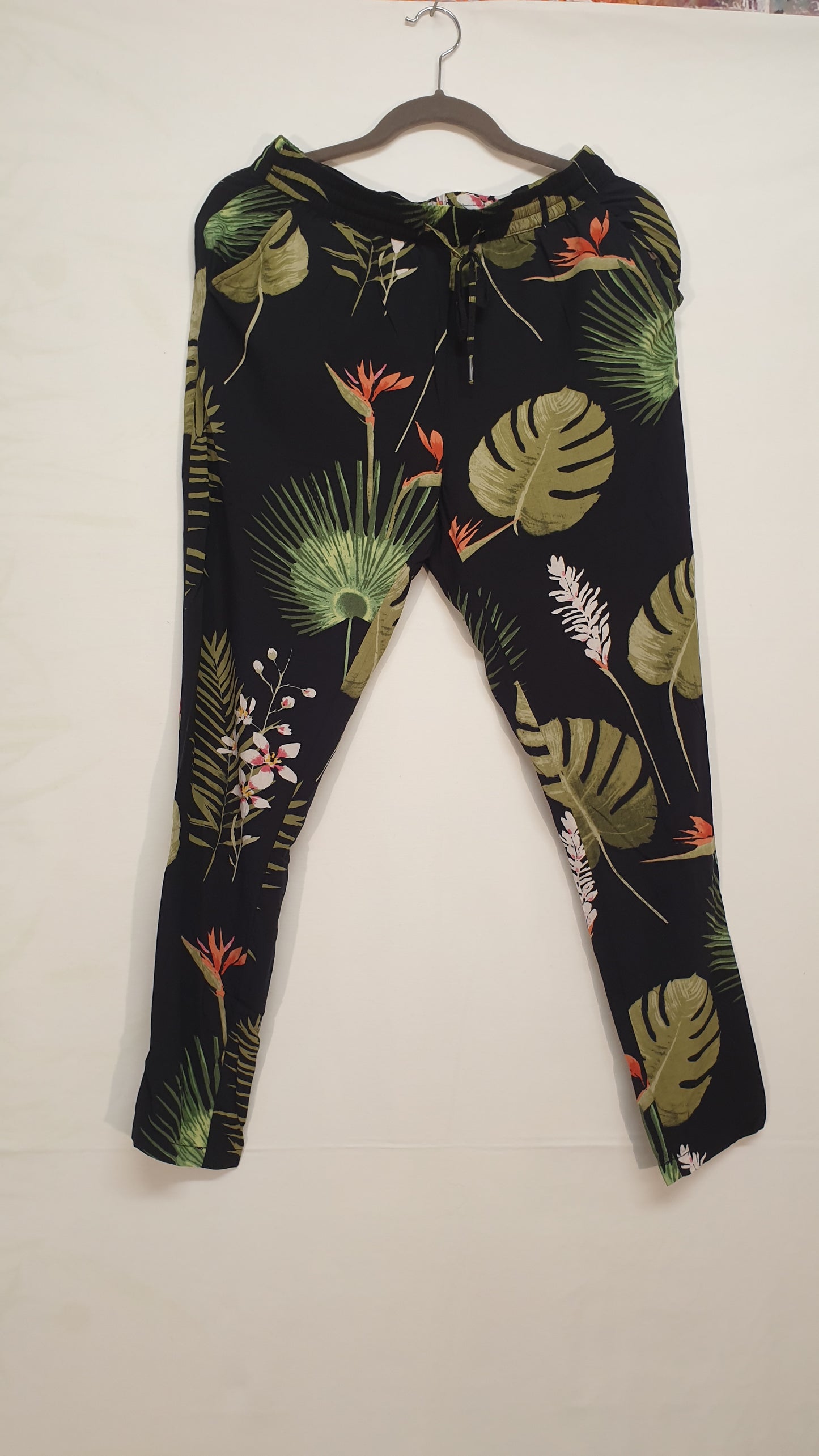 2ème main taille 38 pantalon chemisier imprimé fleurs