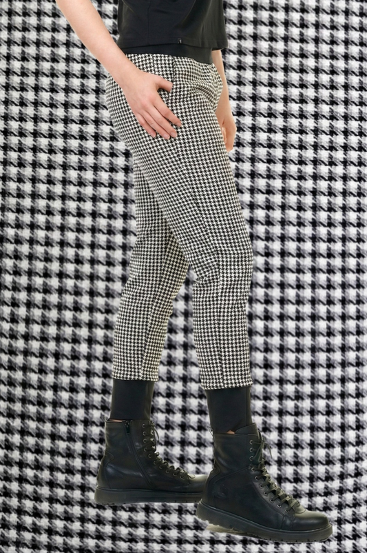 Sale Size M Yoga Star Black White Retro