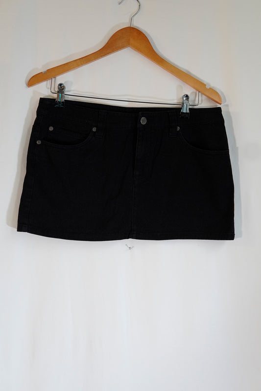 2nd hand size M Bolero black latex