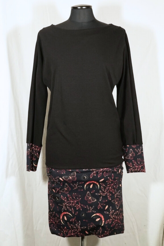 2. Hand Hoodie Kleid S