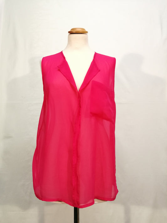 2nd hand size M armless shirt pink