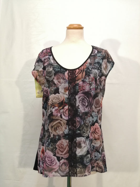 2.Hand Größe M Shirt Blumen