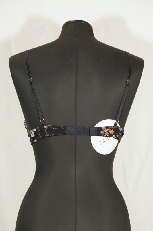 2nd hand size M leggings with squirrel print