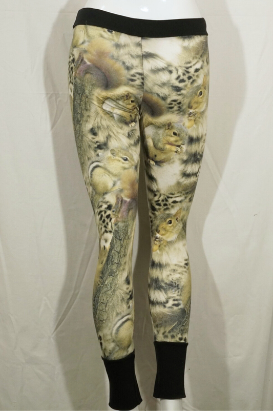 Leggings taille M d'occasion avec imprimé écureuil