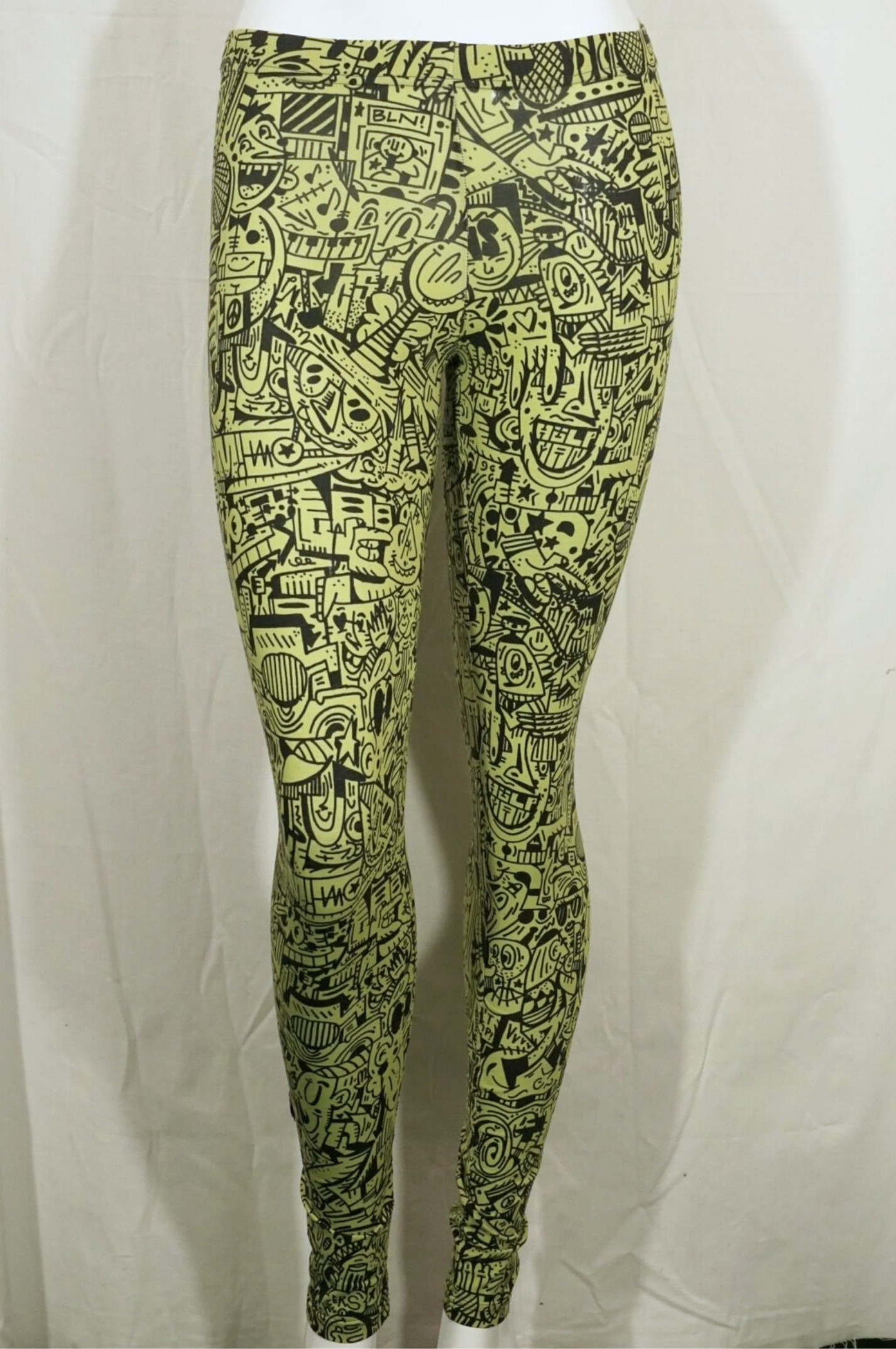 Leggings taille M d'occasion avec imprimé écureuil