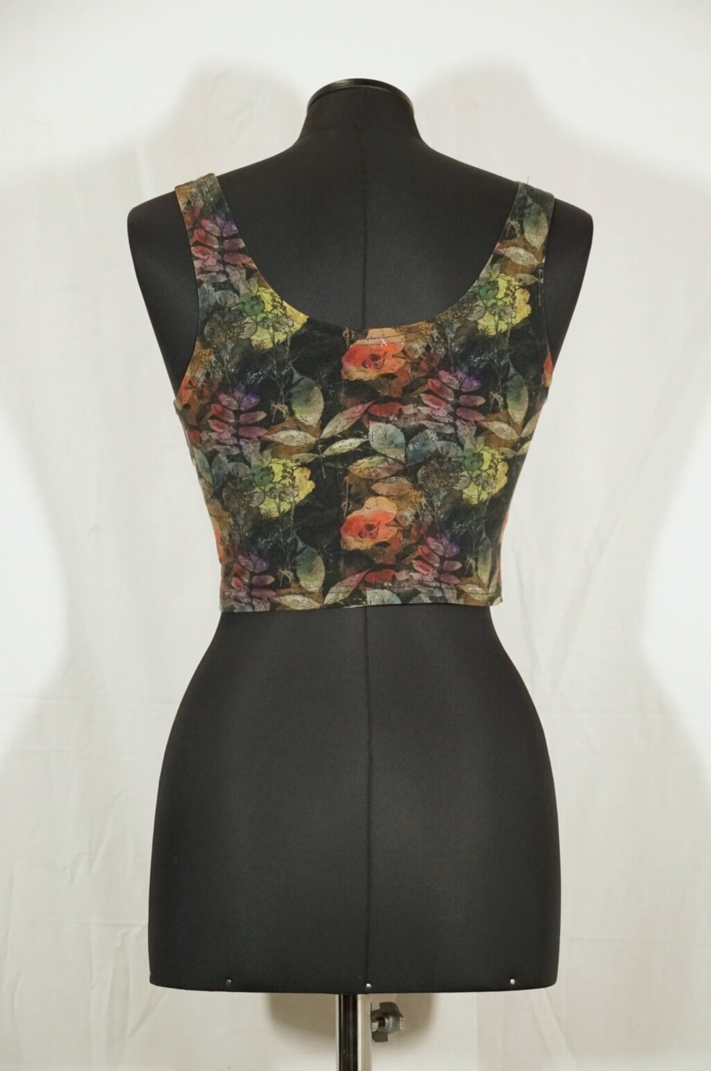 2. Hand Magic forest Top M