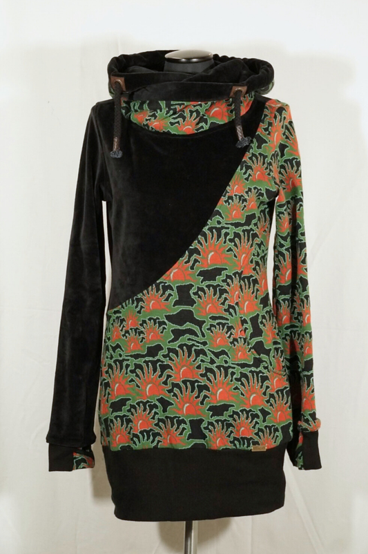 2nd hand size M leggings with squirrel print