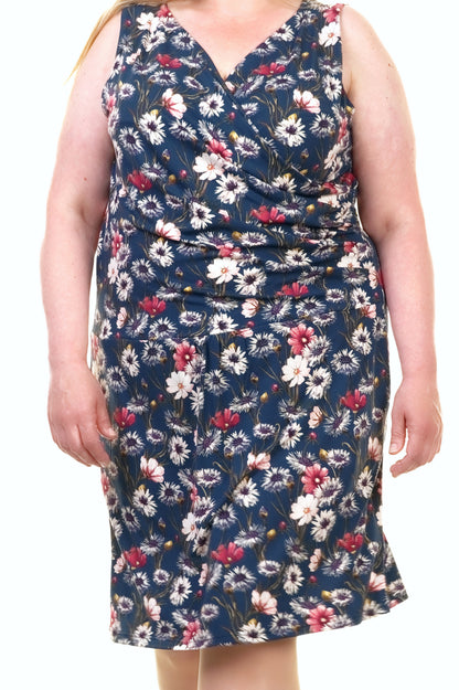 SALE Size 3XL Aphrodite dress red flowers 