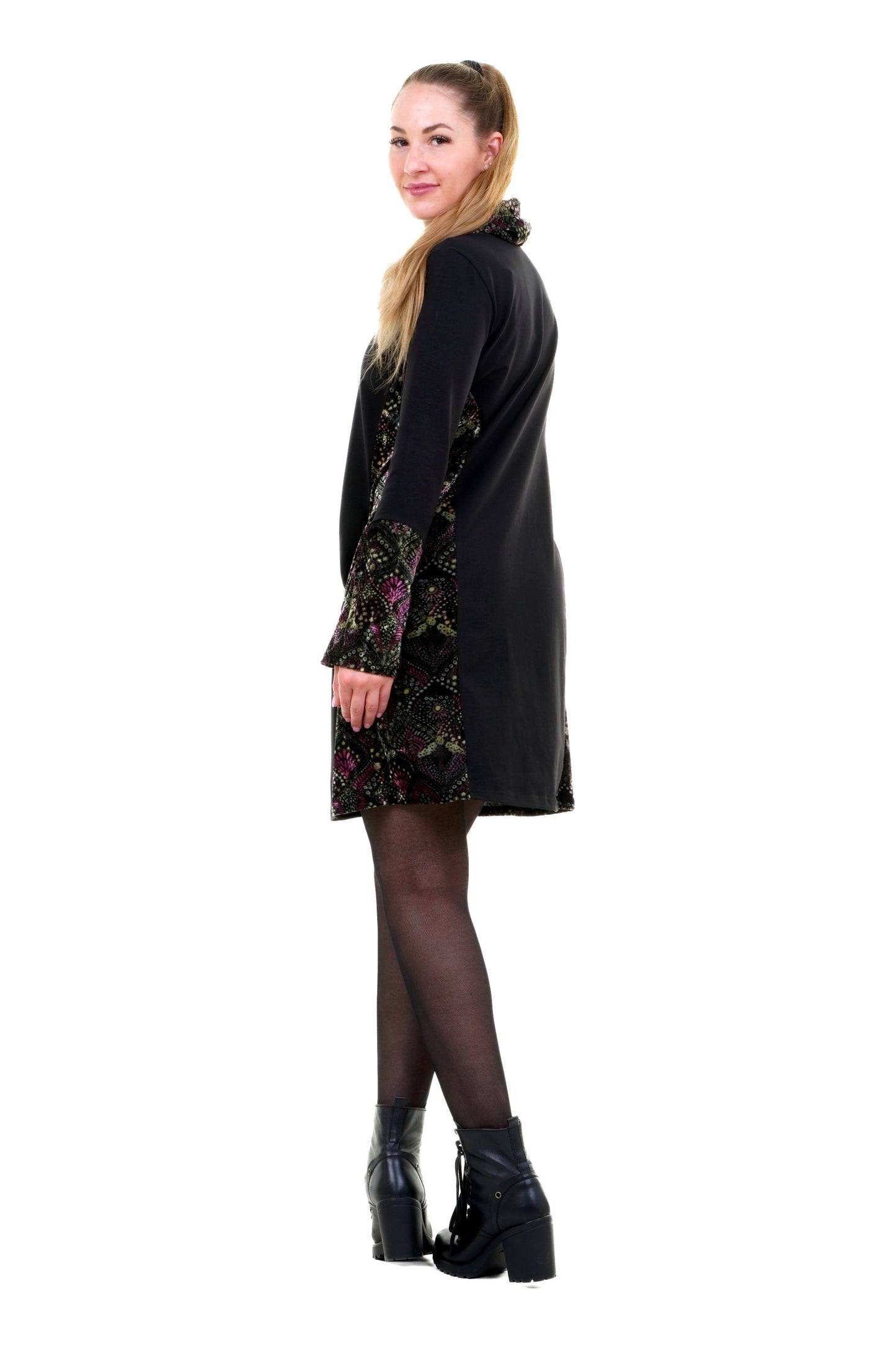 Autumn Queen Dress Black velvet dream
