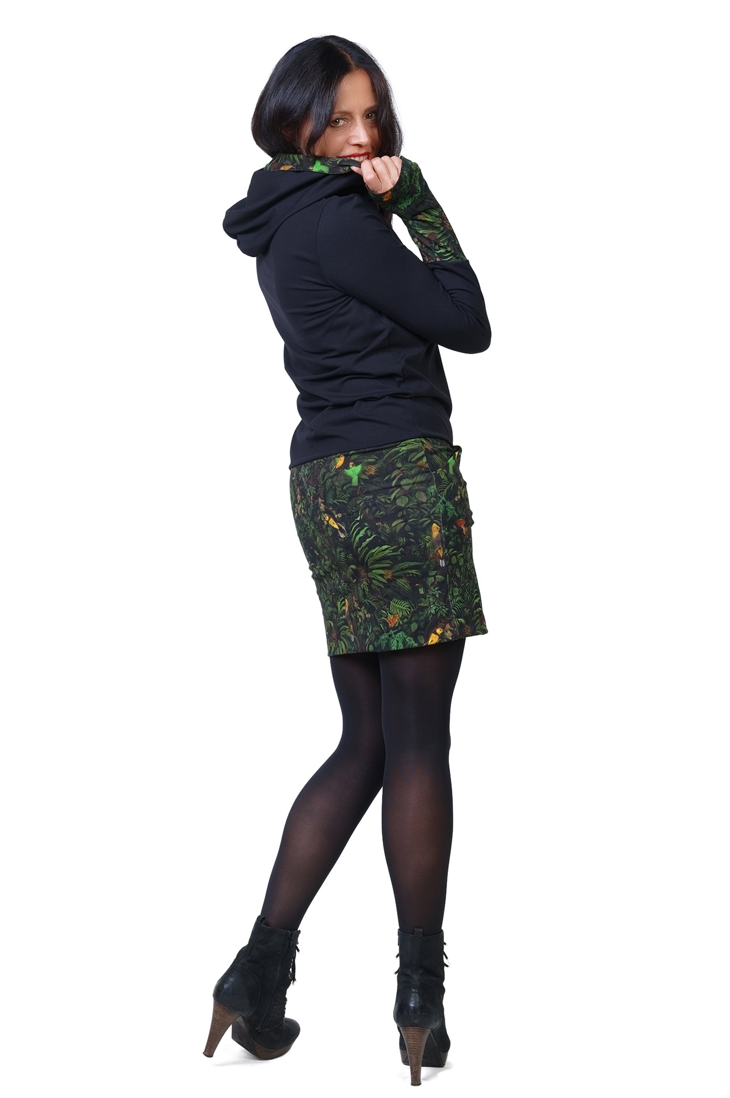 SALE Größe XS Hoodiekeid Winterzauber schwarz dschungel