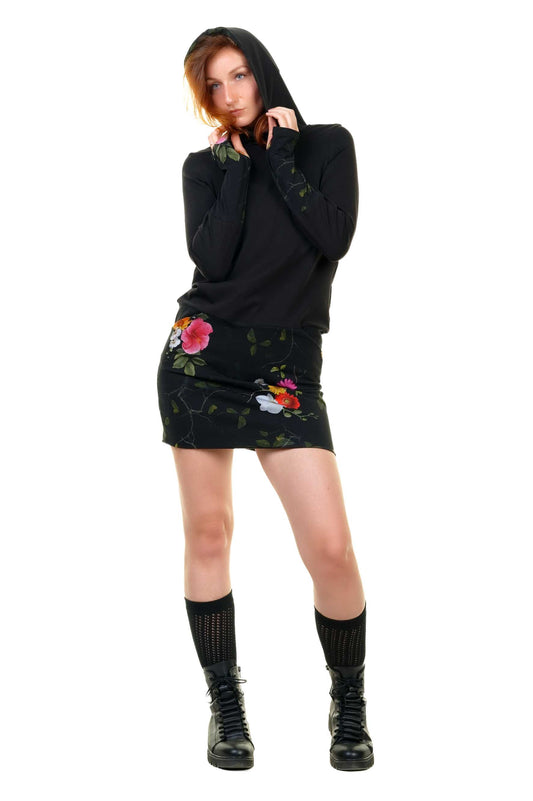 SALE Size XS Hoodiekeid winter magic black sun flowers