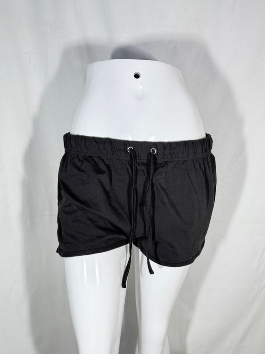 Schwarze Shorts Größe: XL