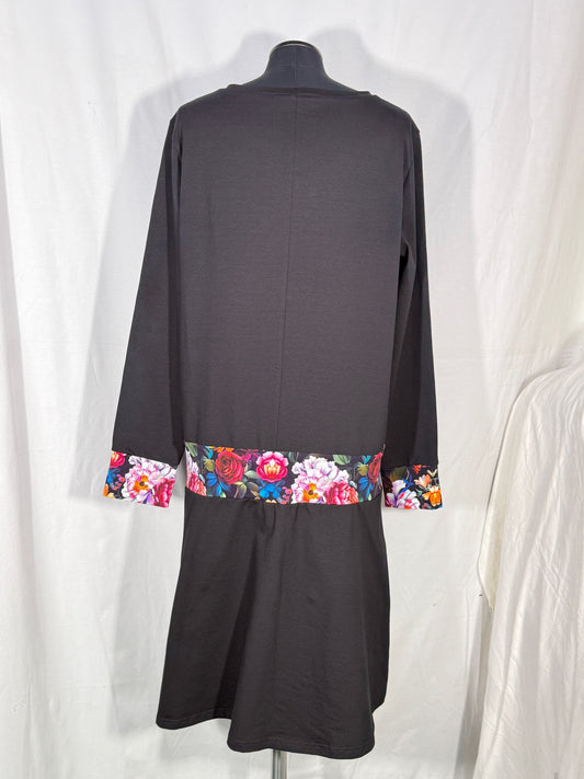 Sale Größe XLlangarmiges  Blumen Kleid