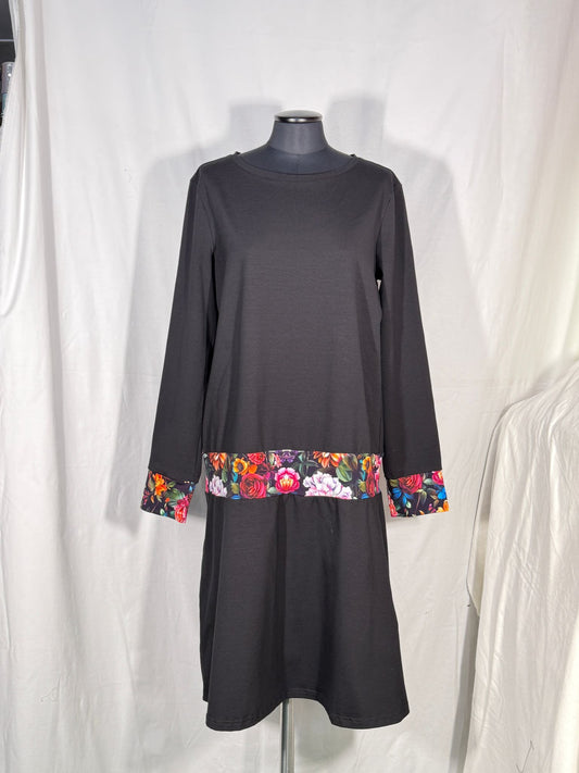 Sale Größe XLlangarmiges  Blumen Kleid