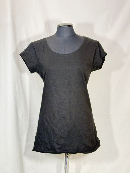 2nd hand size L black T-shirt