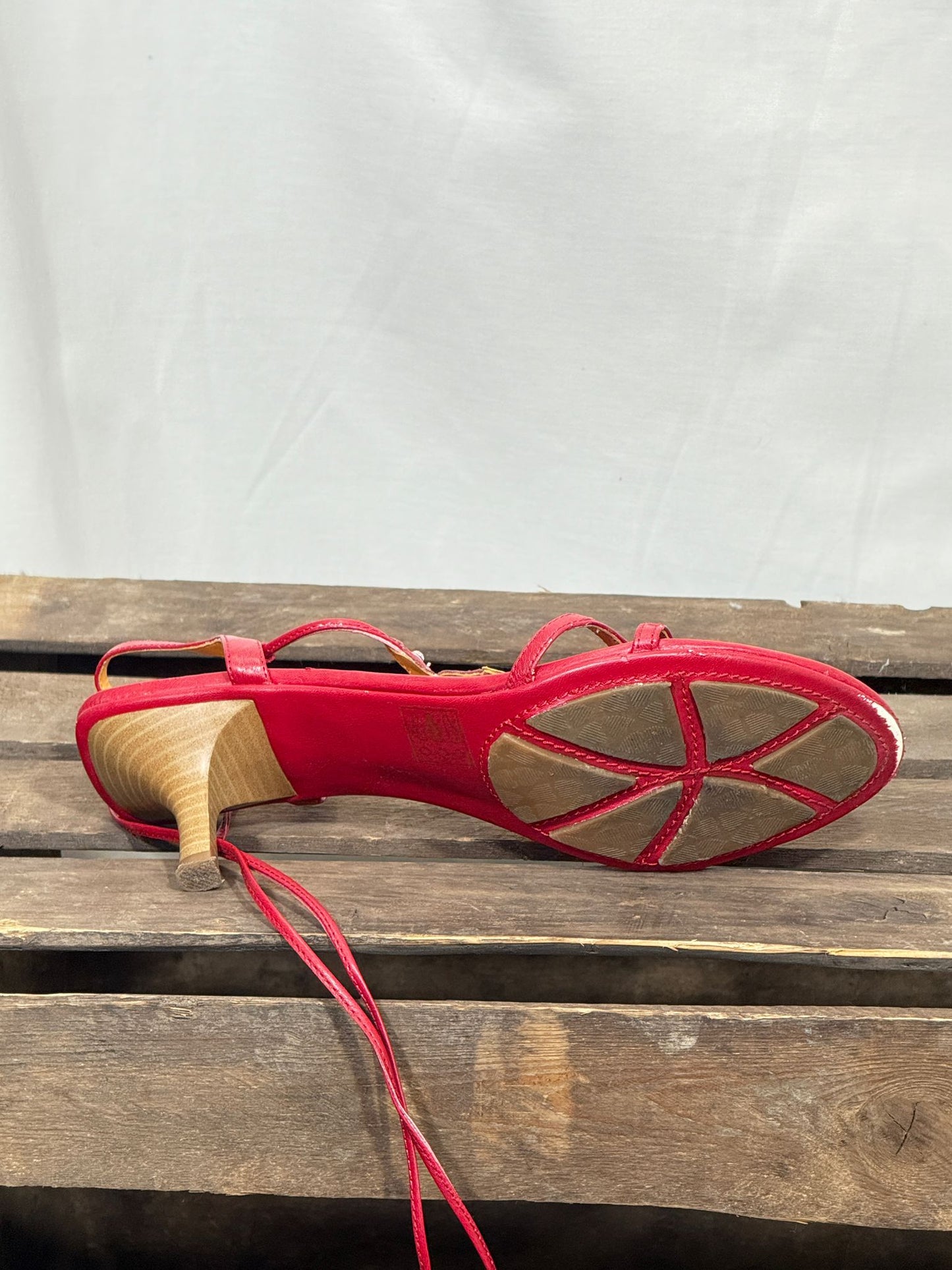 2. Hand Größe 40 Rote HIghheels