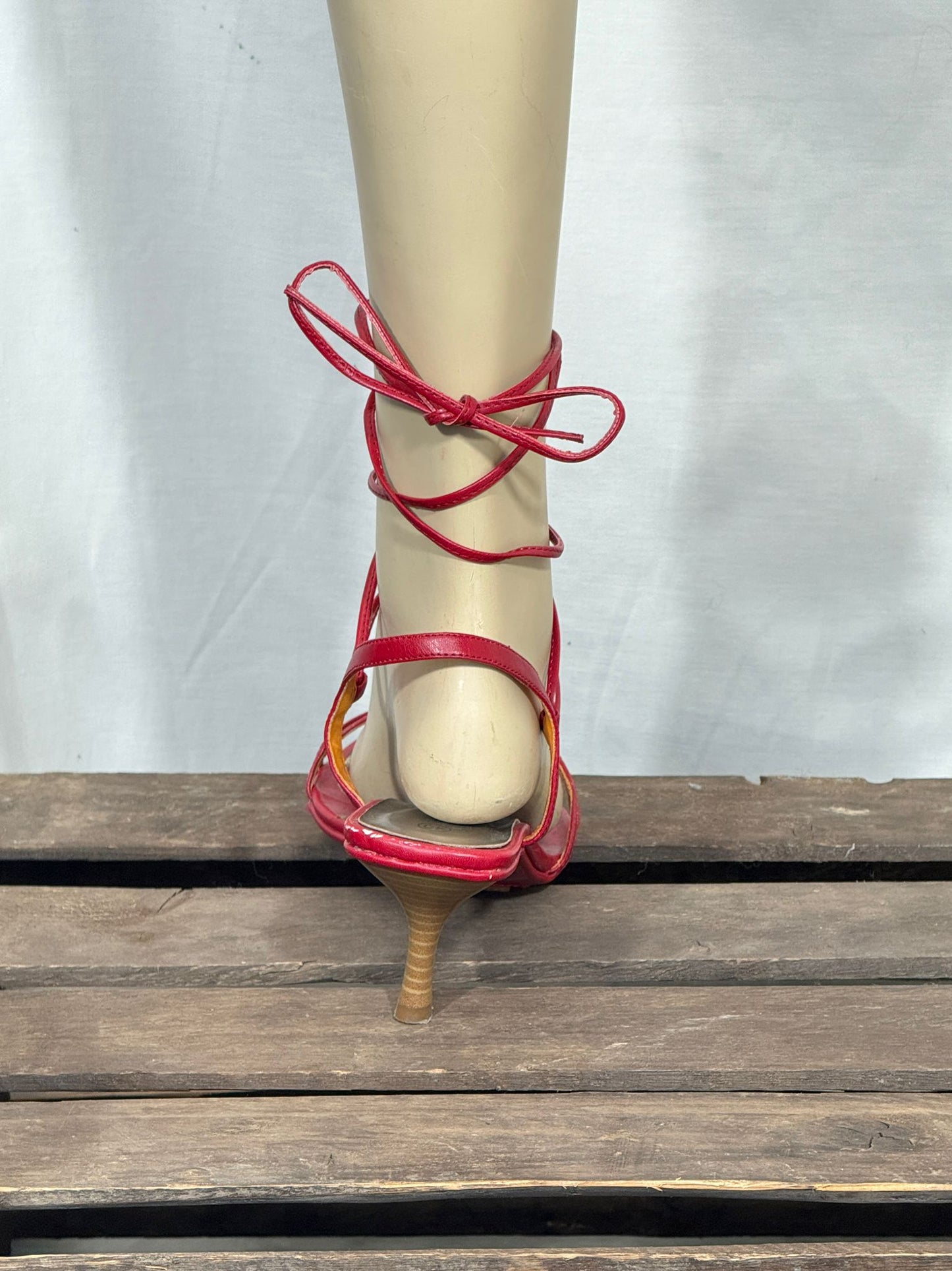 2. Hand Größe 40 Rote HIghheels