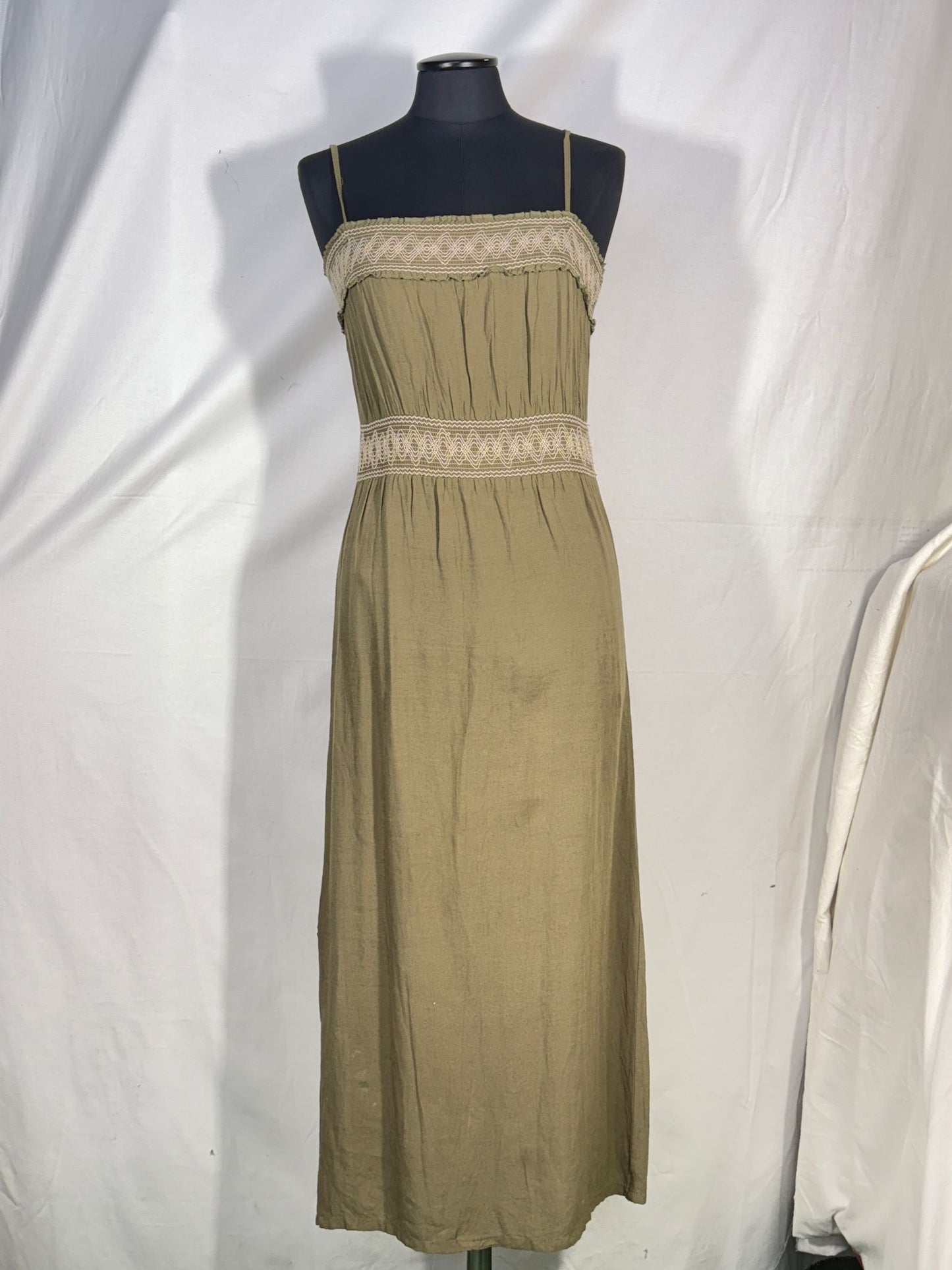 2. Hand Größe XS-S Green beach Dress