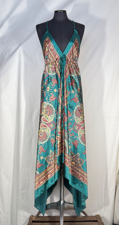 2. Hand Größe M Seiden Kleid